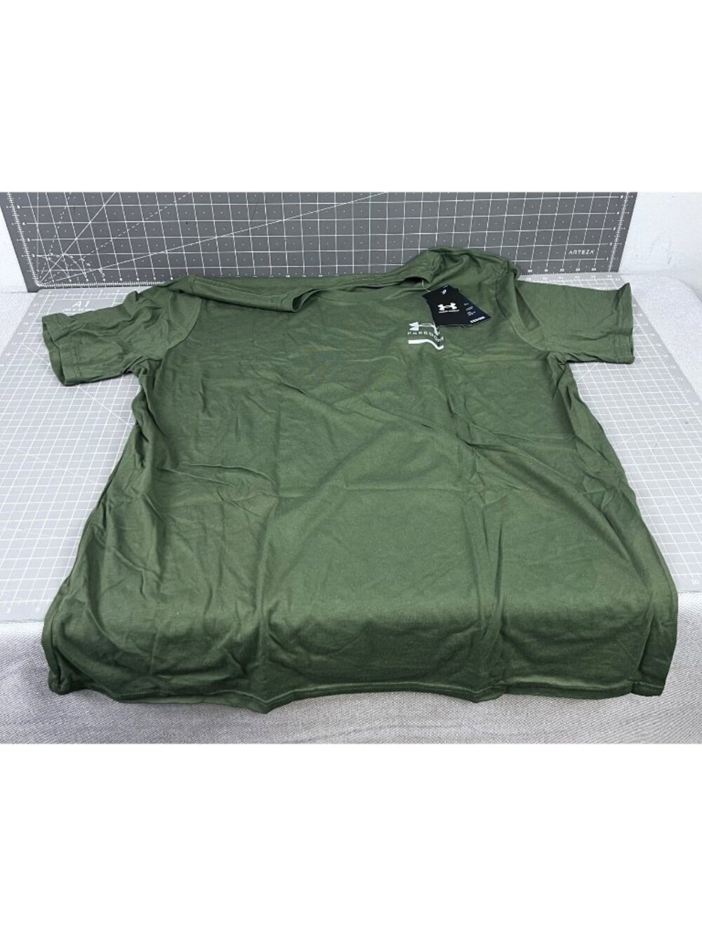 Under Armour Freedom Spine Men's Size 2XL OD Green T-Shirt NEW